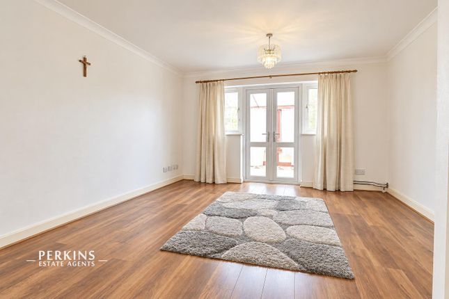 Magna Court, 1, Costons Lane, Greenford photo 2