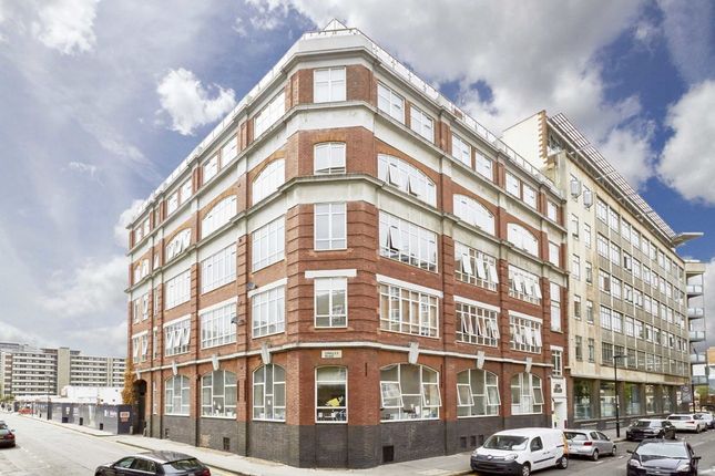 Thumbnail Flat to rent in Dingley Road, London