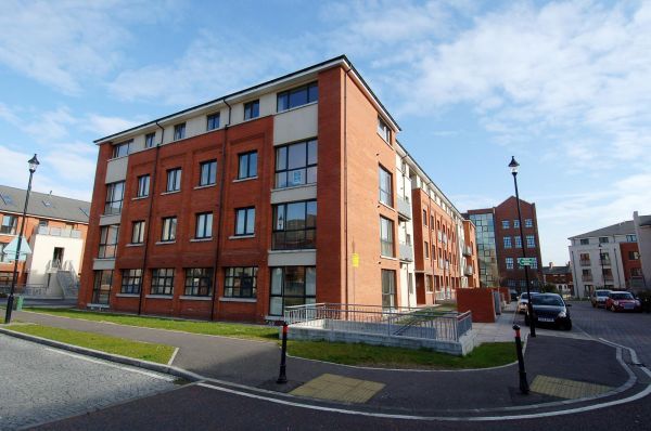 2 bed flat to rent in Old Bakers Court, Belfast BT6