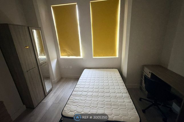Flat, Coventry photo 4