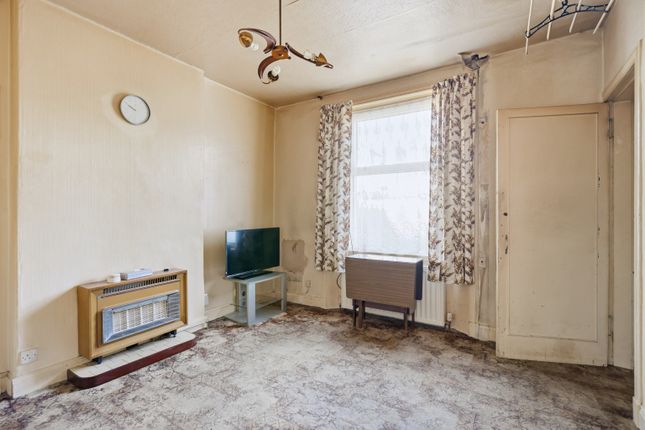4, Hilton Gardens, Netherton photo 4