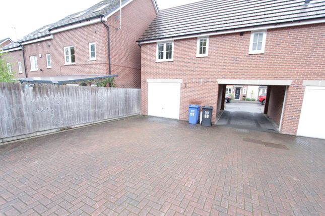 Property to rent in Askew Way, Chesterfield