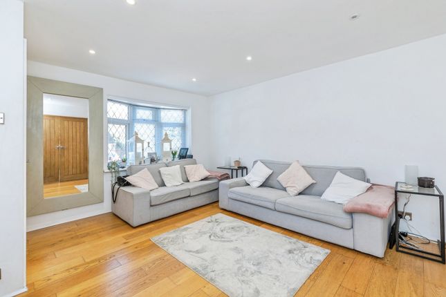 24, Graveney Close, Kent photo 2