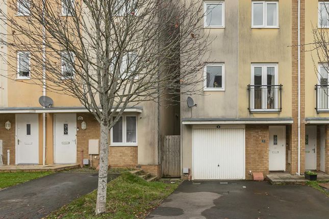 17 Syms Ave Front Landscape Cropped Blurred.Jpg