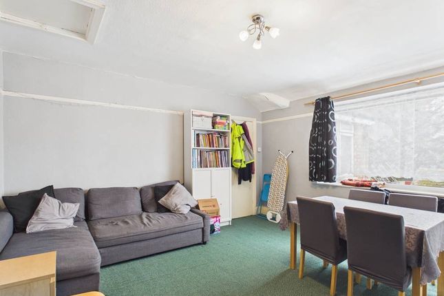 139A, Kingston Road, Surrey photo 2