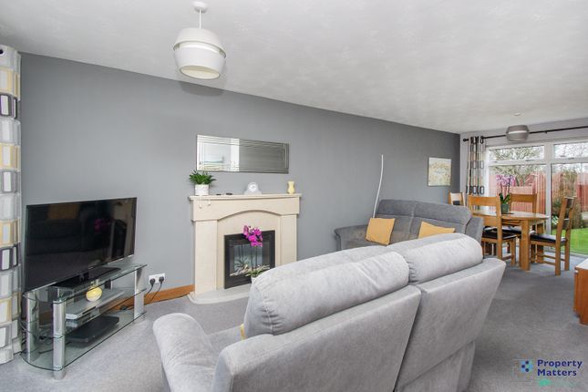 10 Cotter Drive, Kilmarnock photo 3
