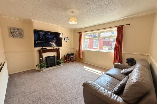 282 Norris Road, Sale photo 2
