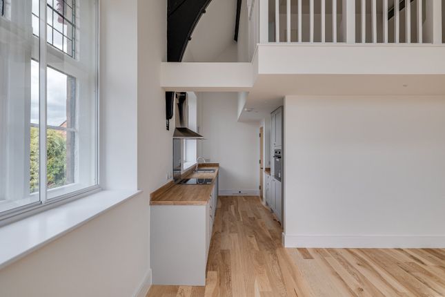 Apartment 8, 2, Overleigh Road, Cheshire photo 4