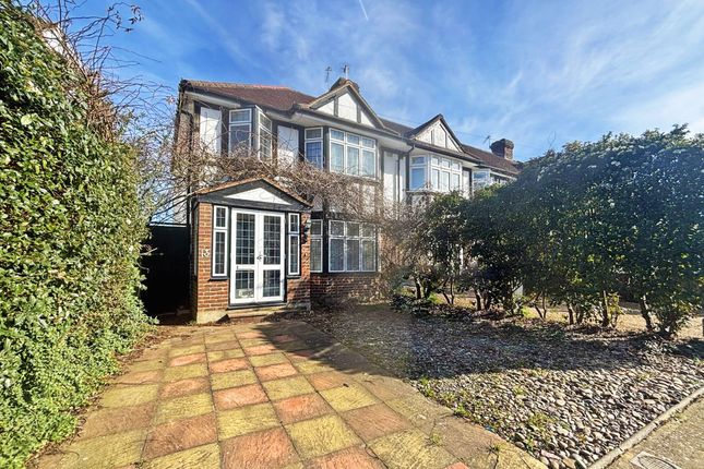 3-bed house on 13 Aragon Road, Kingston Upon Thames, £795,000