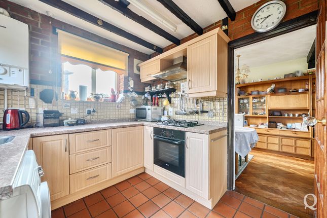 5, Hinde Close, Kent photo 2