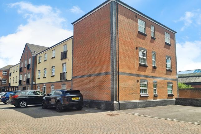 21, St. Austell Way, Swindon photo 2