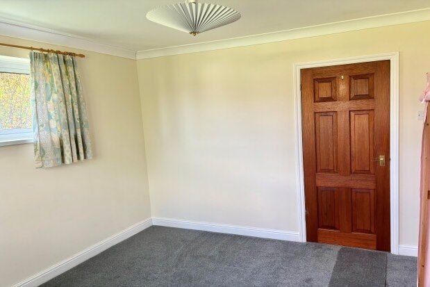 Bungalow to rent in Covert Close, Nottingham