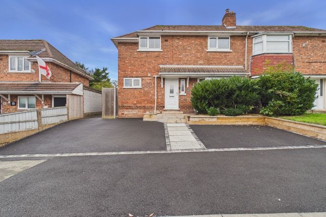 3-bed semi-detached on Ilkeston, Derbyshire, £235,000