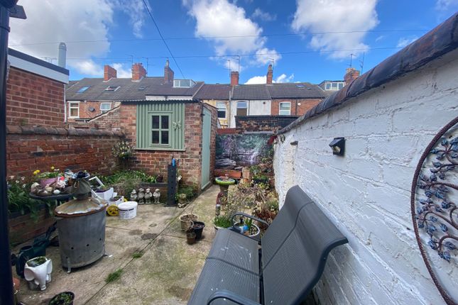 Terraced house for sale in Oxford Street, Grantham