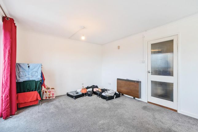 Flat for sale in South Norwood Hill, London