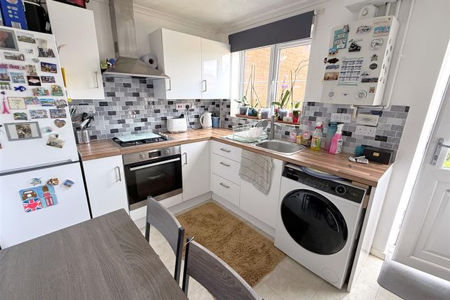 24, Ringwood Road, Bingham photo 2