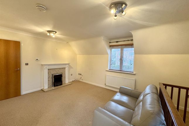 121, Woolpitch Wood, Chepstow photo 3