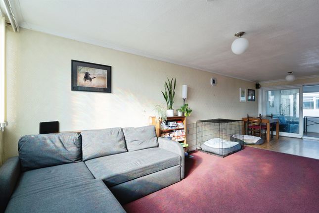 6, Churchill Walk, Bognor Regis photo 5