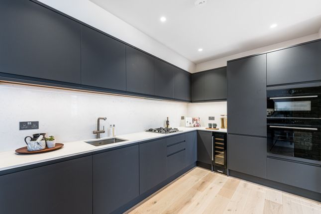 Flat 21 Britannia Lofts 16-26, Banner Street, London photo 2