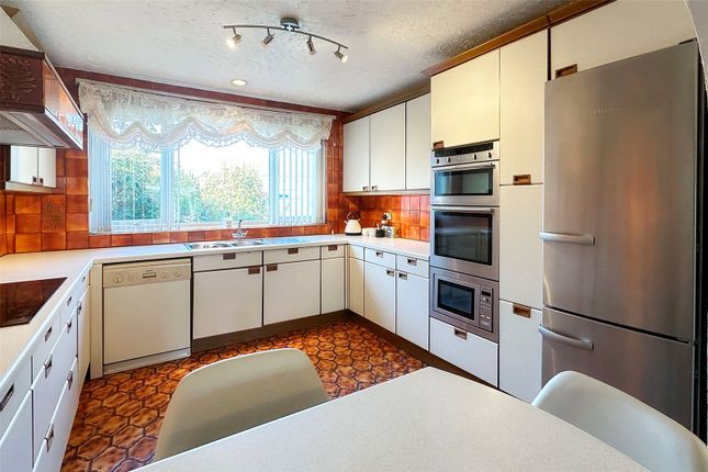 28, Old Manor Road, Littlehampton photo 3