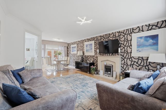 2, Thorntree Drive, Coatbridge photo 3