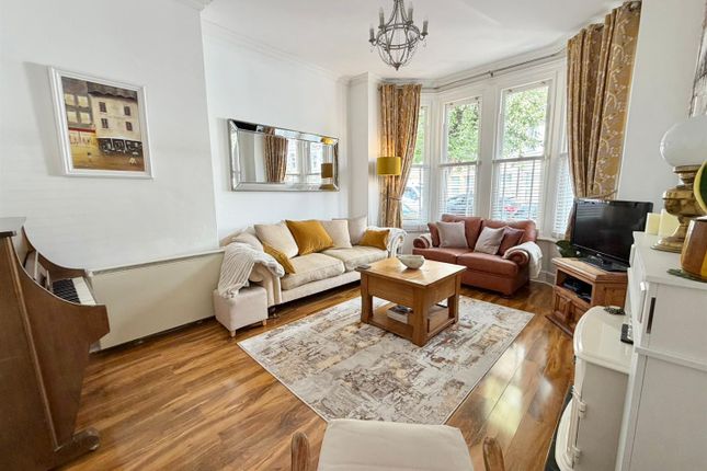 Flat 1, 2, Walliscote Road South, Weston-Super-Mare photo 4