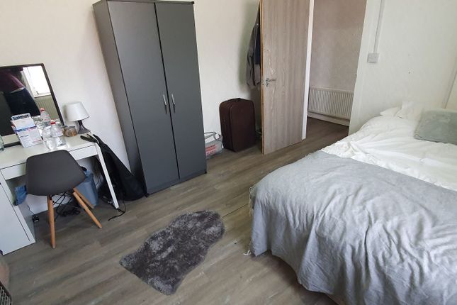 63 Cathays Terrace, Cardiff photo 4