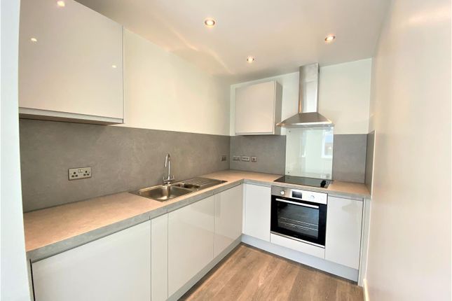 4 John Thornton House, 1A, The Burges, Coventry photo 2