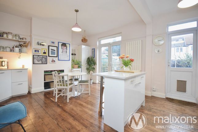 Thumbnail Terraced house for sale in Canmore Gardens, London
