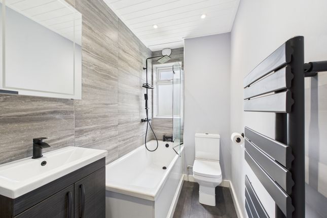 Flat 8 Cheyne Court, 29, Rectory Road, Shoreham-by-Sea photo 4
