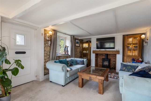 Lavender Cottage, Main Road, Newbridge photo 3
