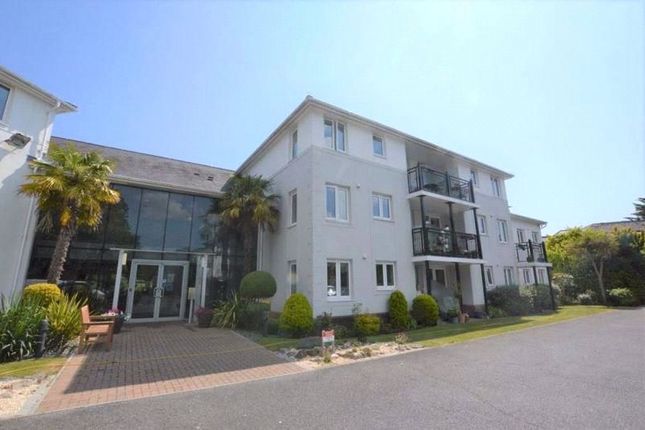 1-bed flat on Stanley Court, St Marychurch TQ1, £140,000