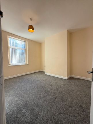 144 Cog Lane, Burnley photo 2