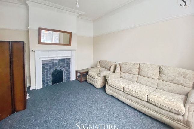 43 Evington Road, Leicester photo 2