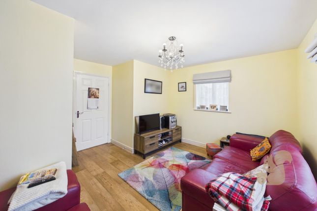 18, Spicer Way, Sudbury photo 4