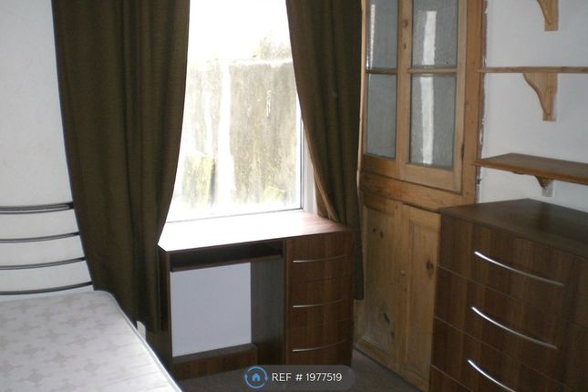 Terraced house to rent in Malvern Terrace, Swansea