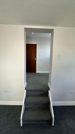 2B, Andrew Street, Preston photo 3