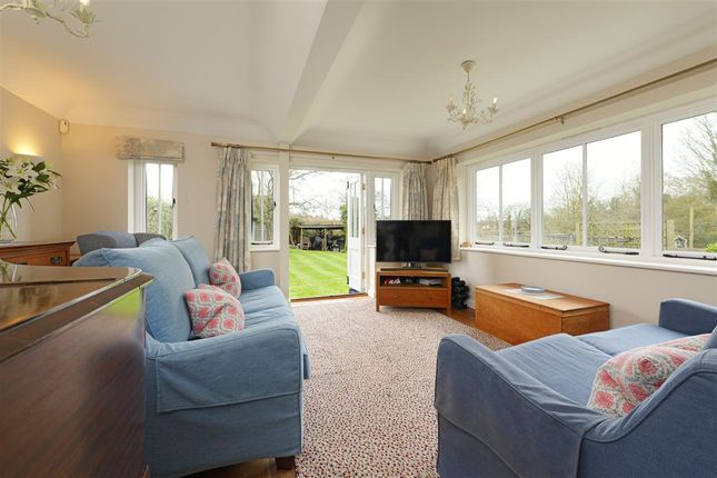 Oast Cottage, Bridge photo 4