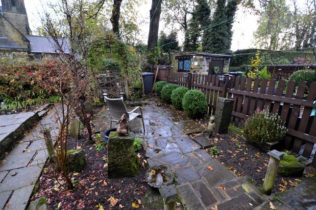 3, St. Marks Place, Bradford photo 4