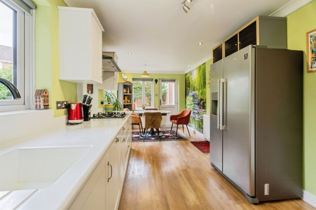 23, Hollybush Way, Cambridge photo 3