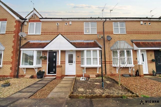 Thumbnail Terraced house for sale in Newby Close, Hull