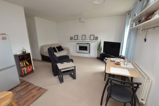 84, Russell Walk, Exeter photo 2