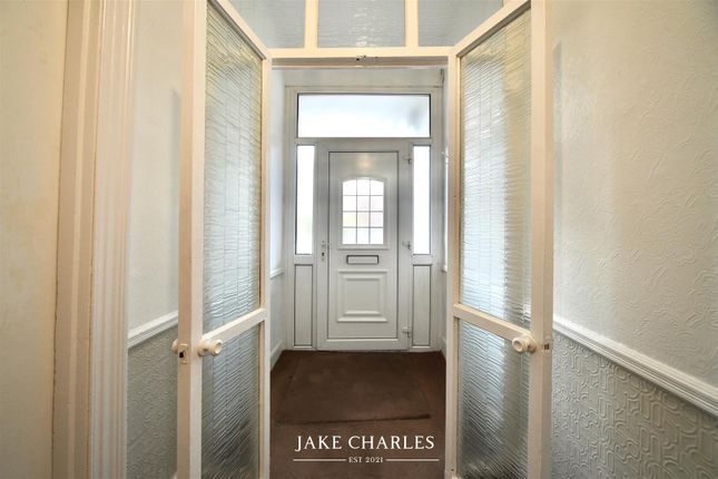35, Sylvan Avenue, London photo 2