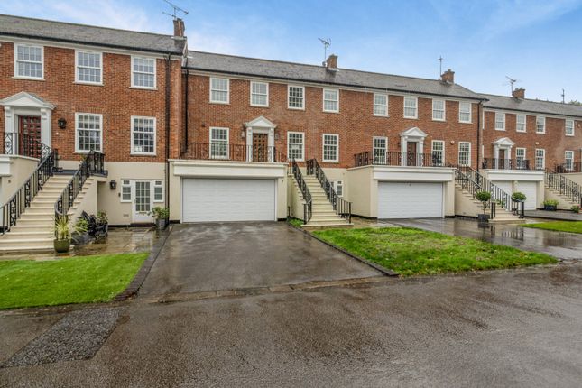 5-bed terraced on Windlesham Court, Windlesham, £900,000