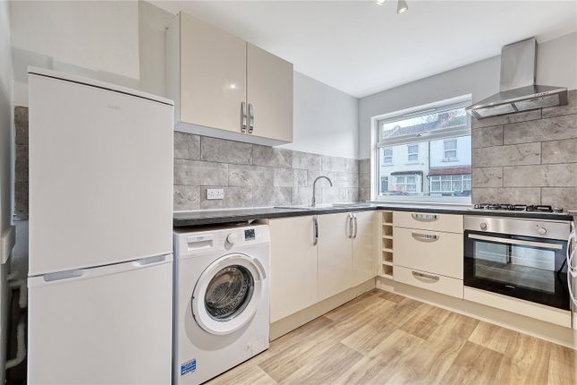 19, Spondon Road, London photo 4