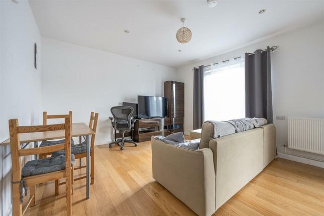 Thumbnail Flat for sale in Russell Road, Nottingham