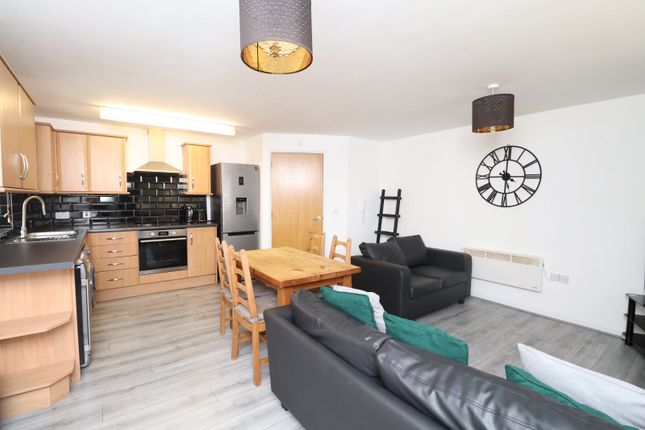 30 The Elms, 46, Henconner Lane, Leeds photo 4