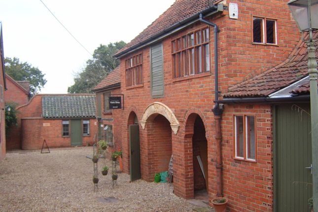 Thumbnail Studio to rent in Pottery Lane, Wrecclesham, Farnham
