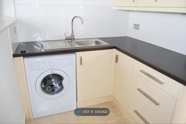Crossmount House Bowyer Street, London photo 4