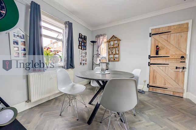 36, Willow Drive, Brotton photo 3